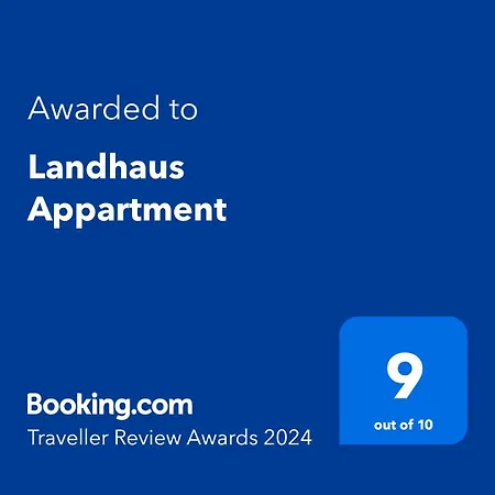 Landhaus Apartment شقة Pettnau